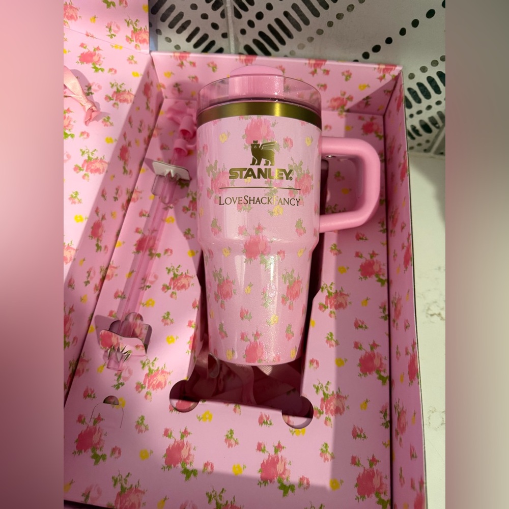 LoveShackFancy x STANLEY 20oz Ibiza sunset flowstate quencher h2.0 tumbler